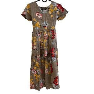 2/$15 Angie Girls L sage gray floral shorts dress hi lo smocked back